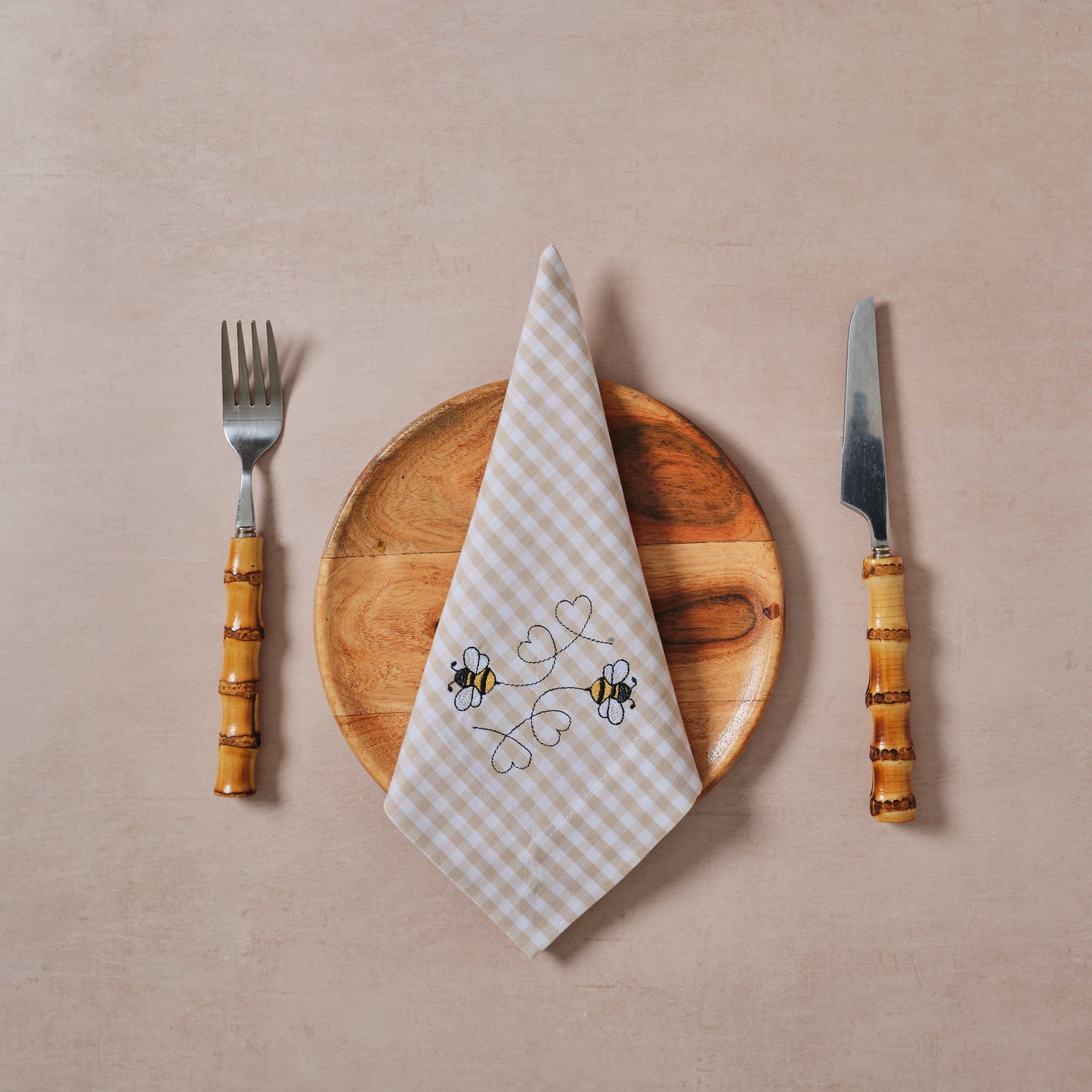 Bee Embroidered Cotton Napkin – Beige Gingham