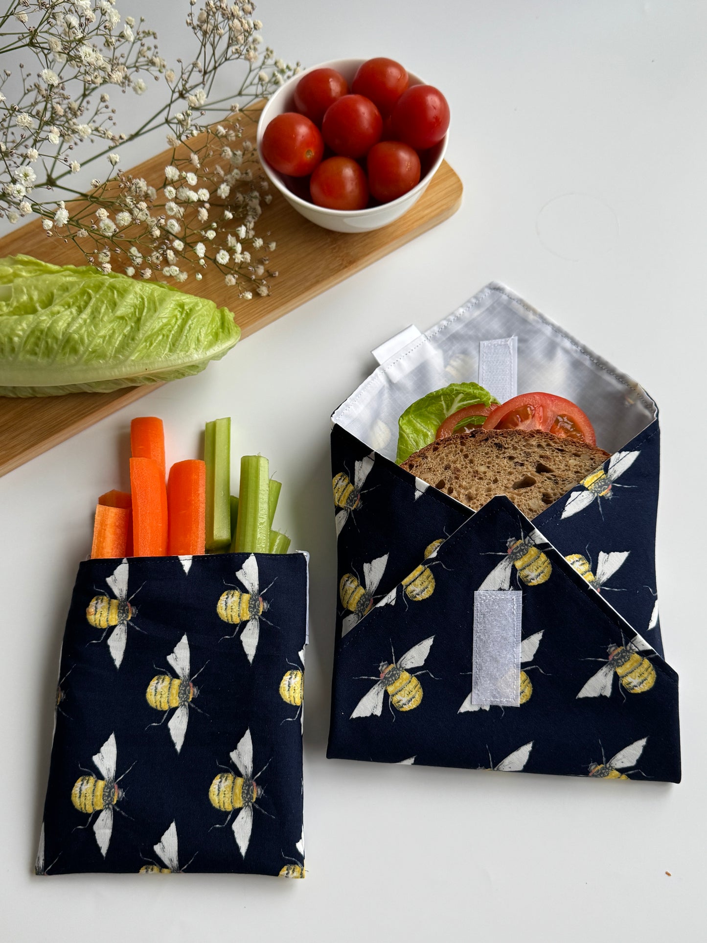Bee Print Reusable Sandwich & Snack Pouch – Beige (Navy Blue)