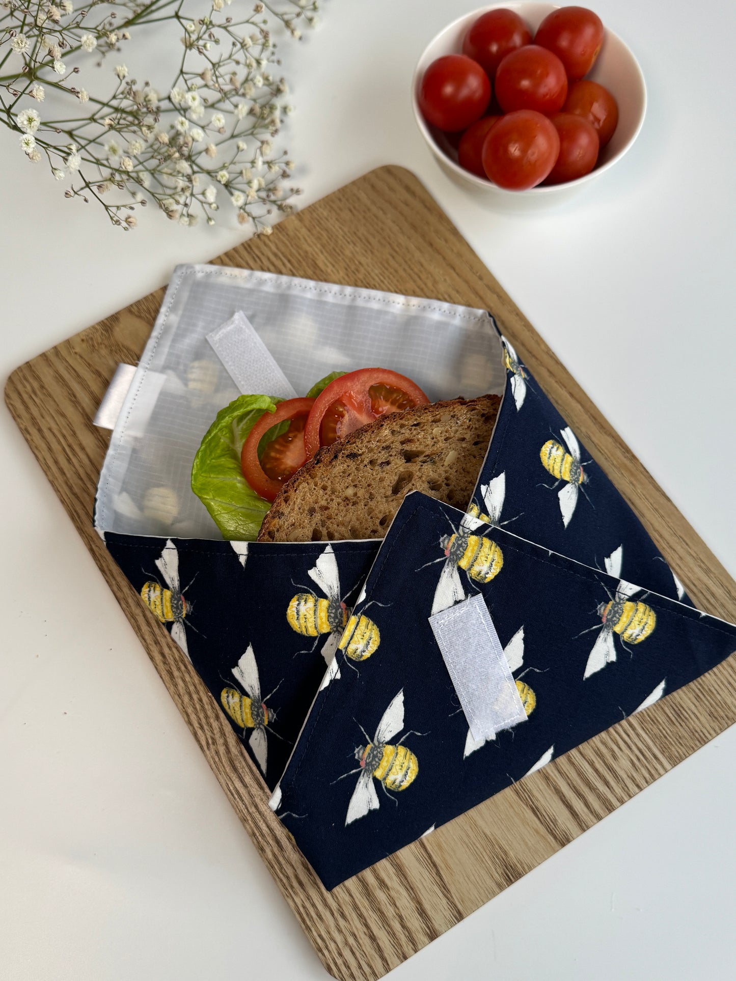 Bee Print Reusable Sandwich & Snack Pouch – Beige (Navy Blue)