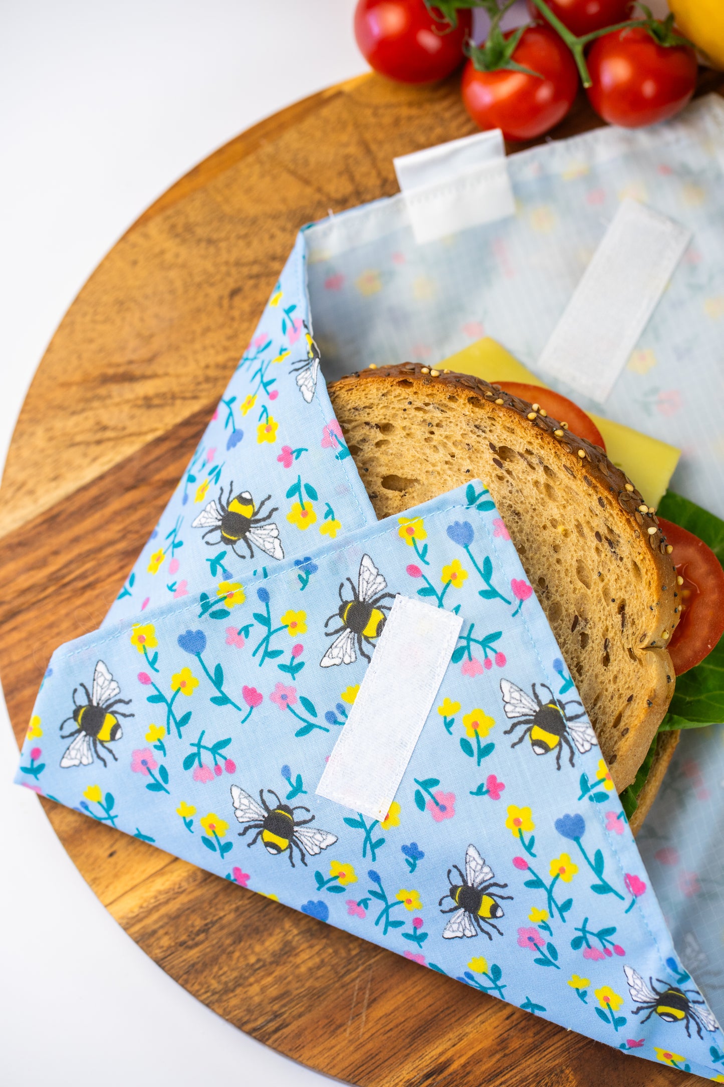 Reusable Sandwich Wrap – Eco-Friendly Lunch Wrap (Bees and flowers)
