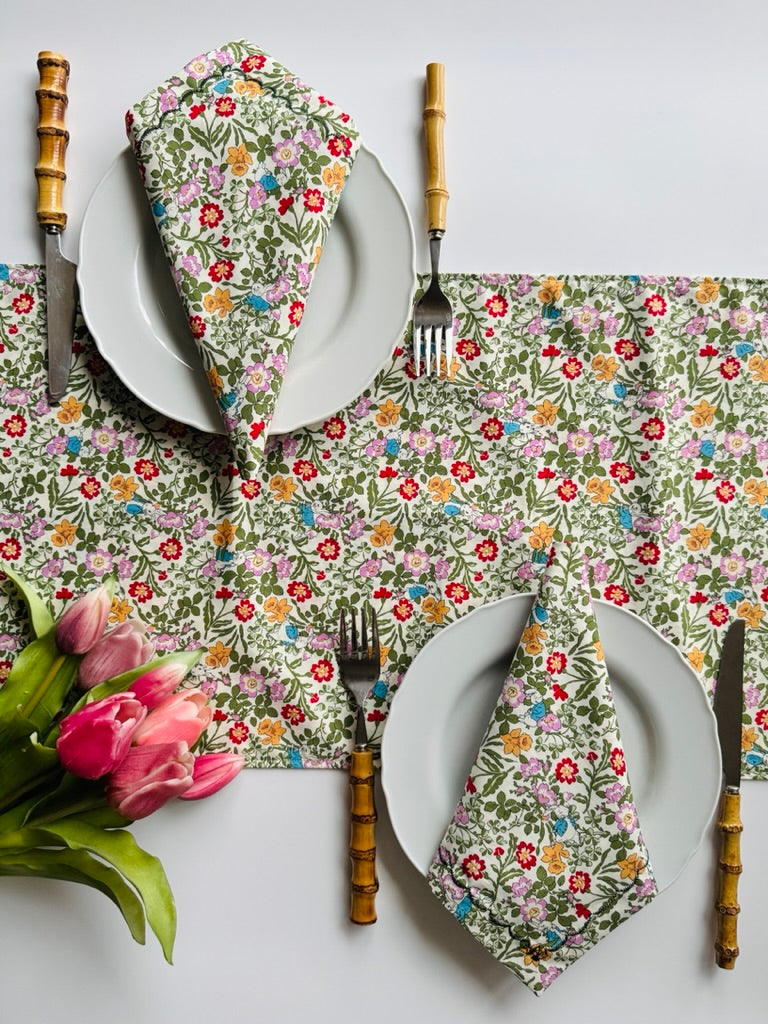Floral Spring Table Runner and Matching Napkins