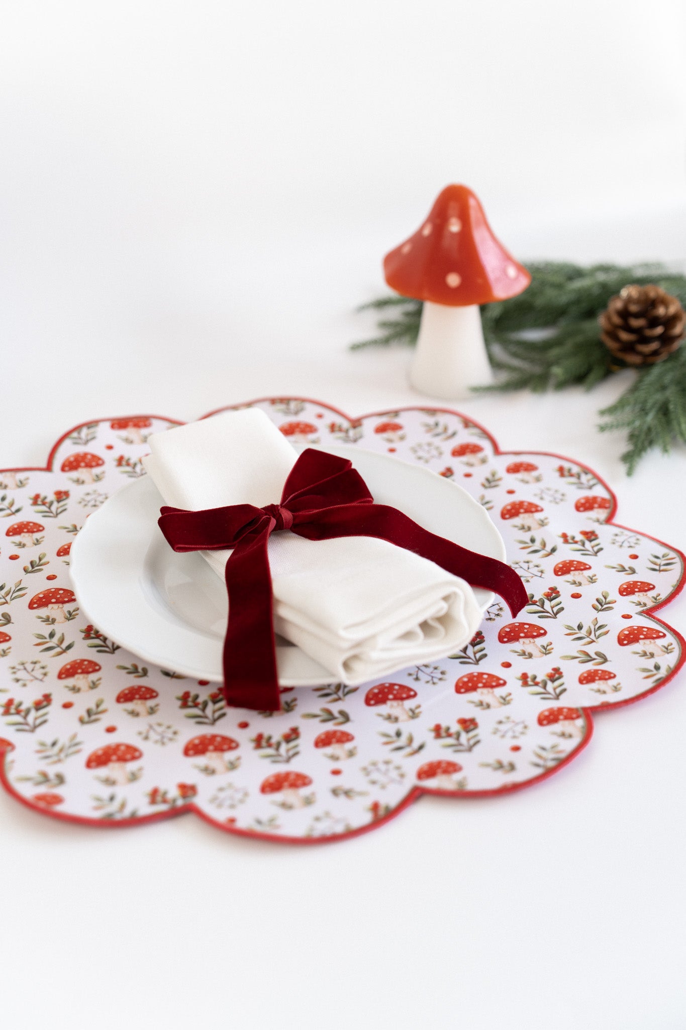 Scalloped Embroidered Placemat – Red Toadstool