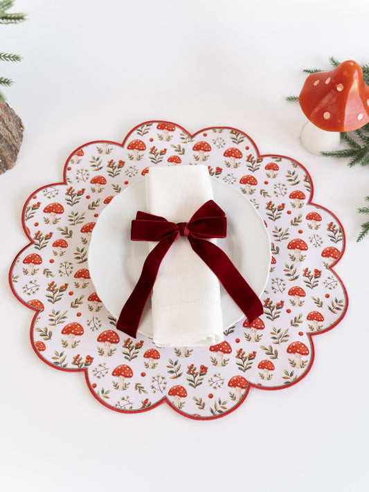 Scalloped Embroidered Placemat – Red Toadstool