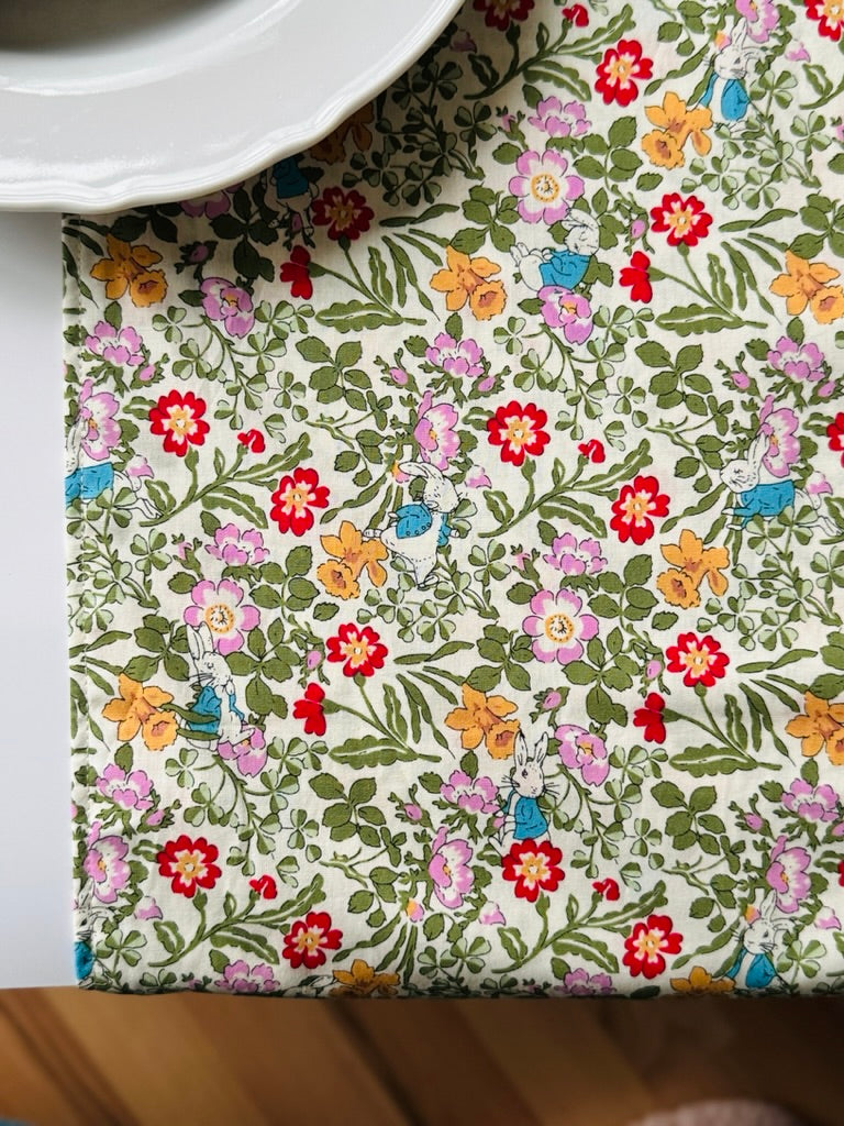 Floral Spring Table Runner and Matching Napkins