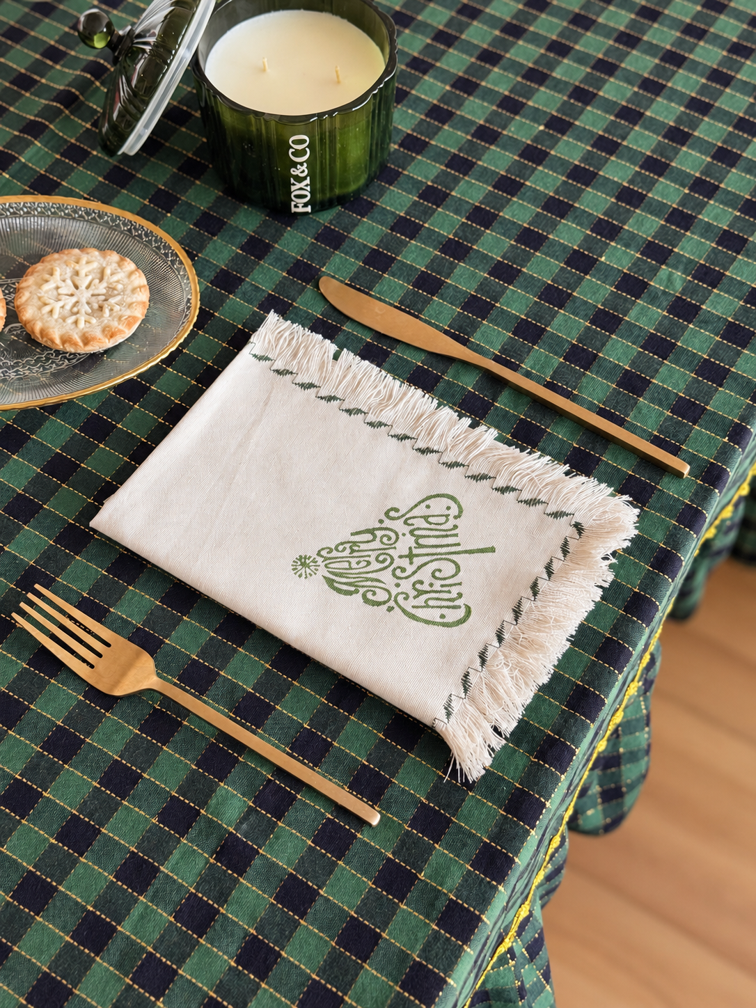 Christmas Ruffled Tablecloth